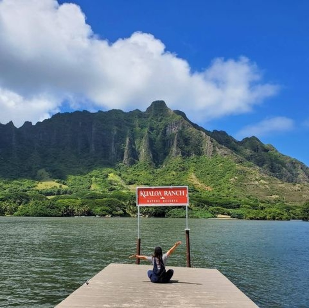 Meet your Posher, Hana